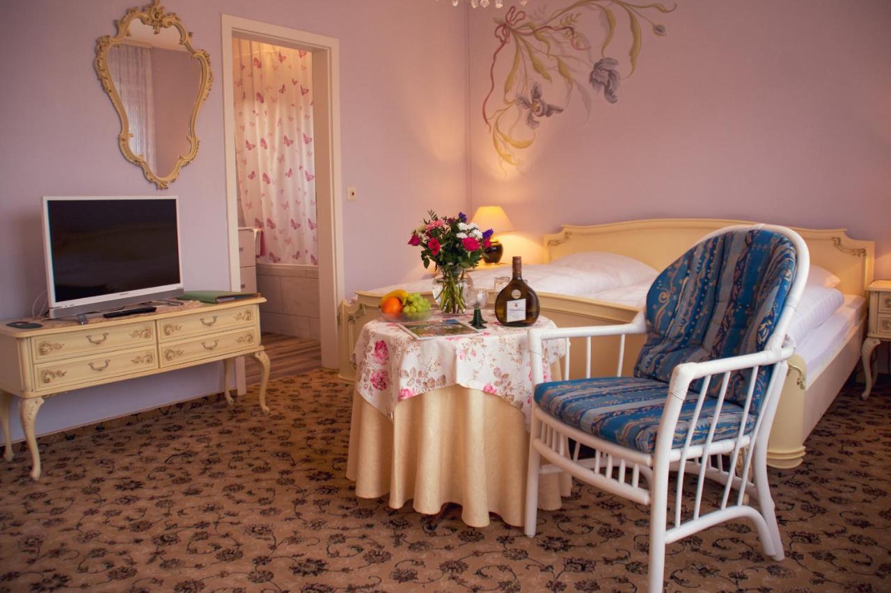 Hotel Garni Regina Goessweinstein Ngoại thất bức ảnh